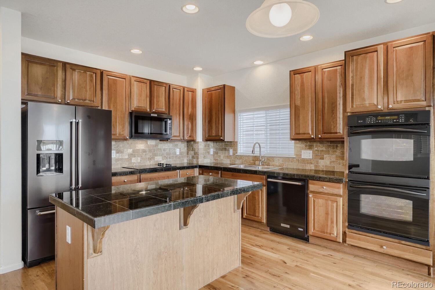 MLS Image #12 for 1542 s haleyville street,aurora, Colorado