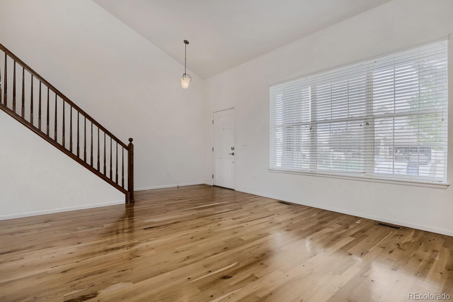 MLS Image #5 for 1542 s haleyville street,aurora, Colorado