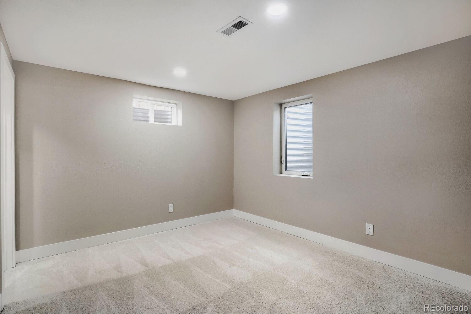 MLS Image #19 for 6605 e louisiana avenue,denver, Colorado