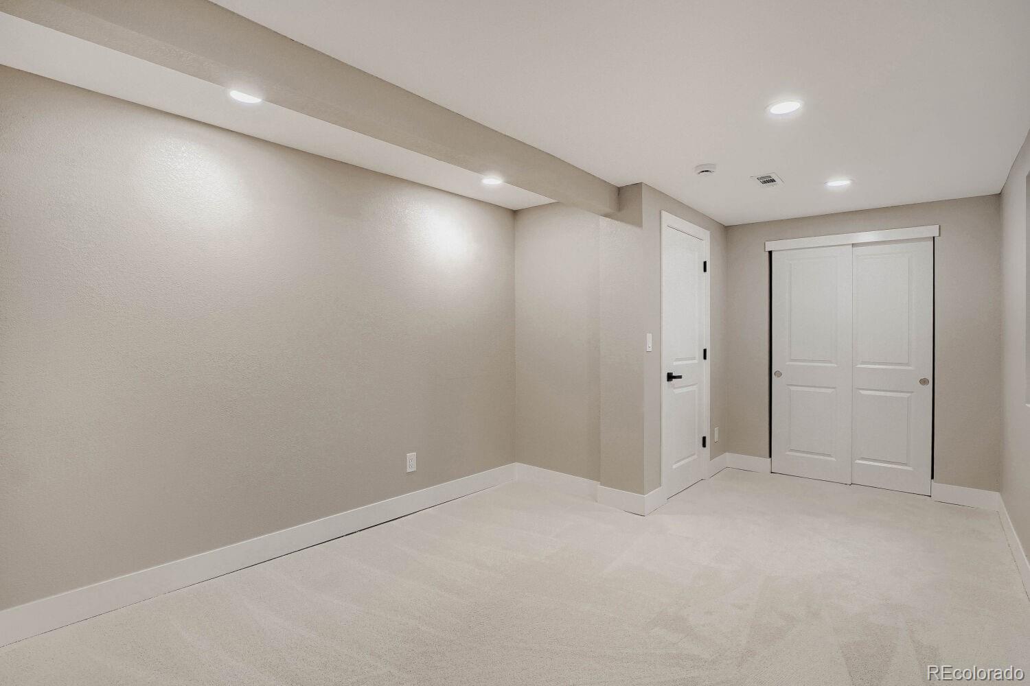 MLS Image #23 for 6605 e louisiana avenue,denver, Colorado