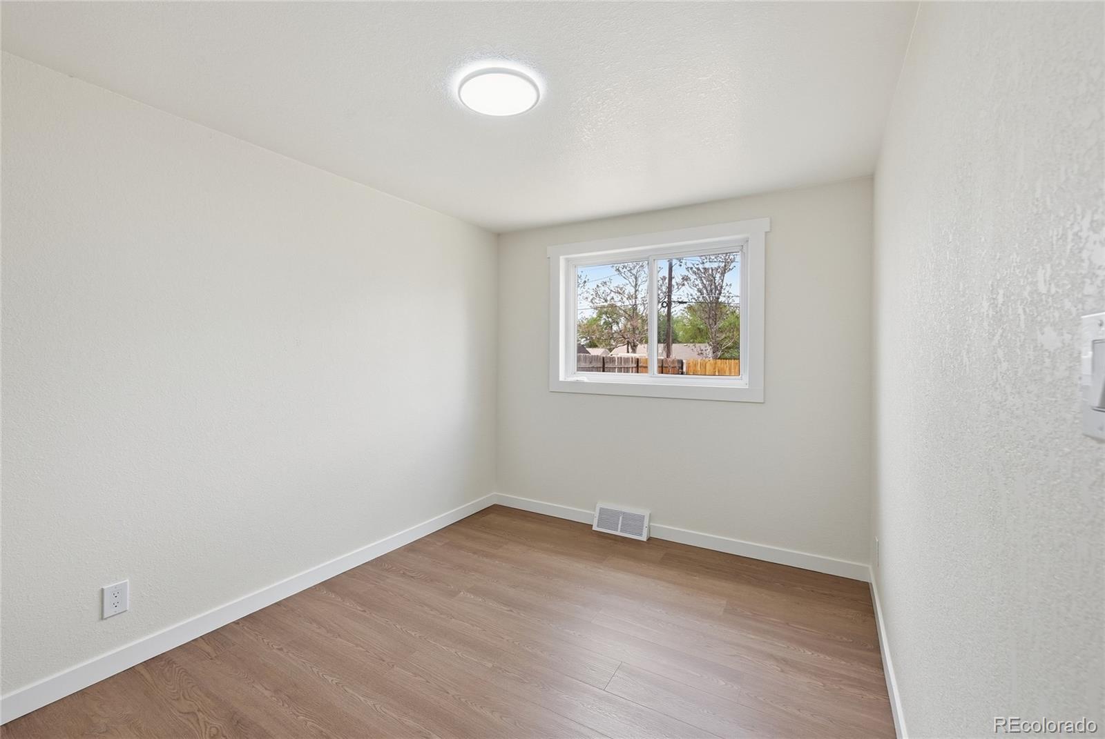 MLS Image #14 for 6441  siegal court,commerce city, Colorado