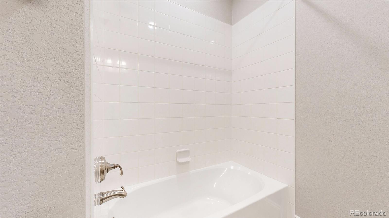 MLS Image #16 for 16860  askins loop,parker, Colorado