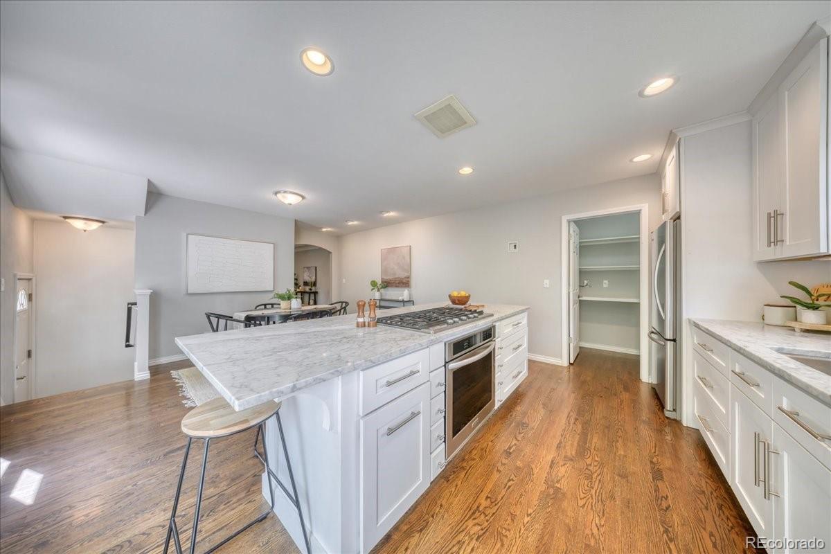 MLS Image #12 for 1476 s elizabeth street,denver, Colorado