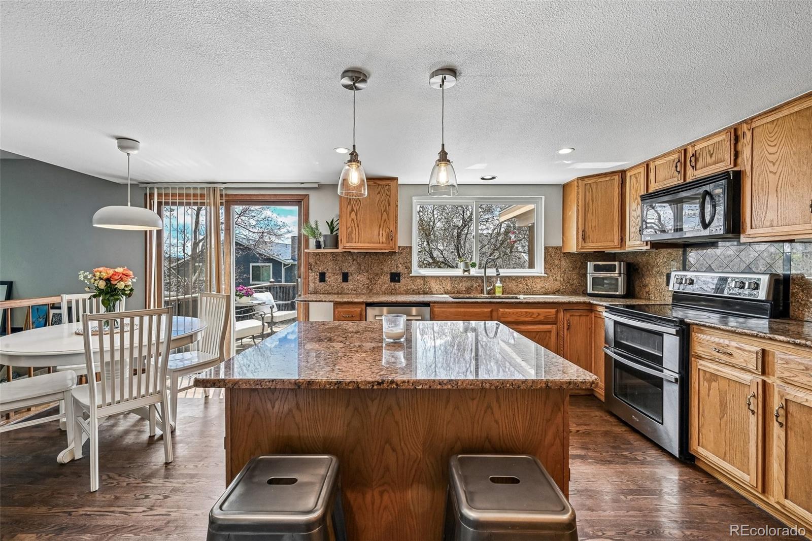 MLS Image #10 for 8641  snowbrush lane,highlands ranch, Colorado