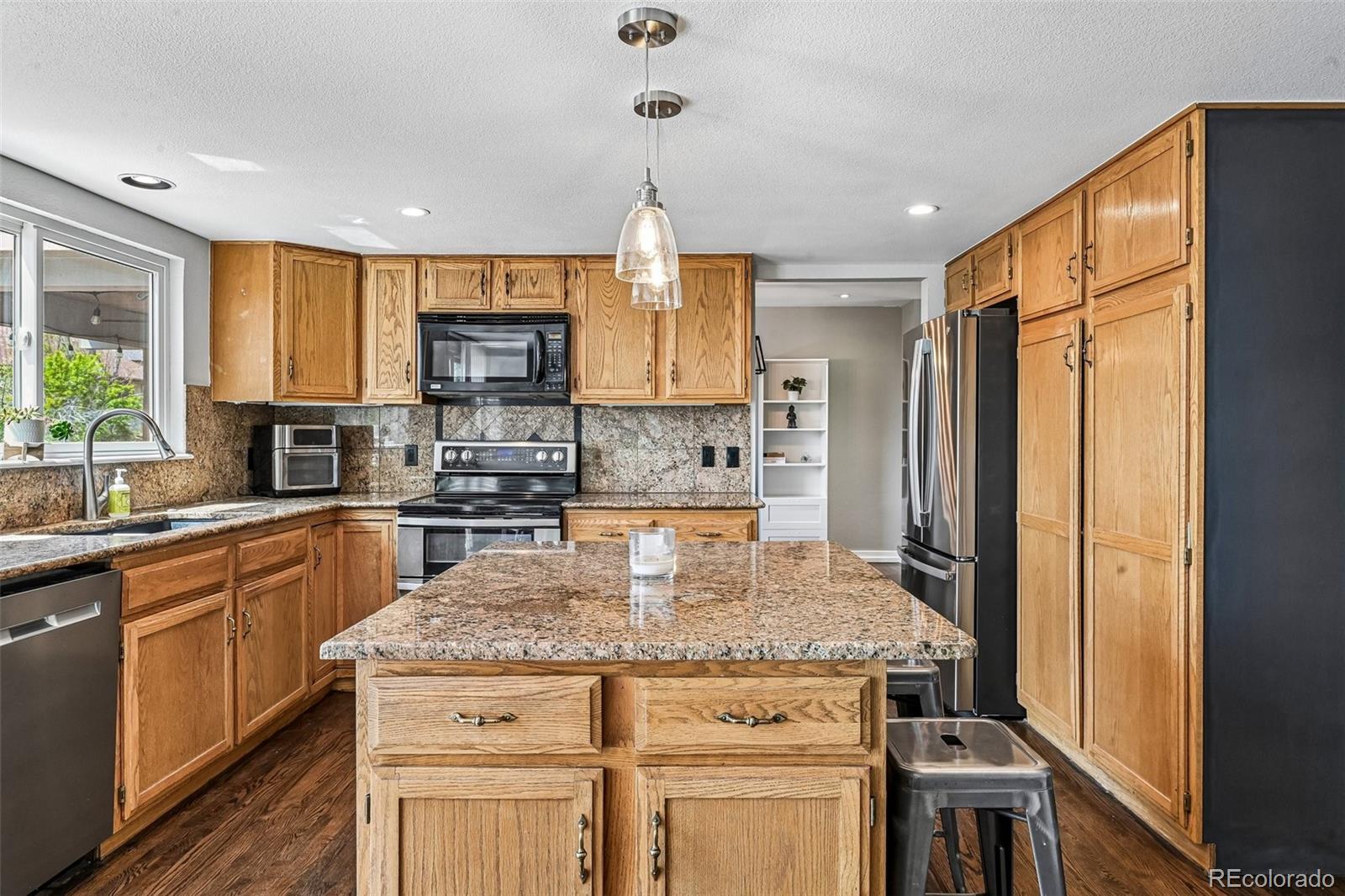 MLS Image #11 for 8641  snowbrush lane,highlands ranch, Colorado