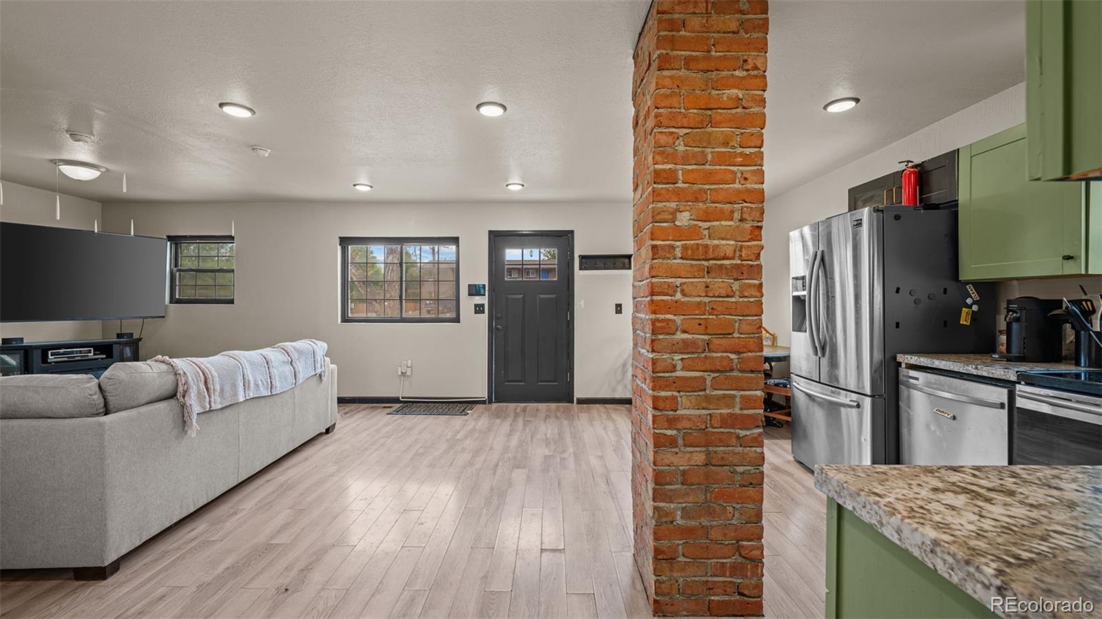 MLS Image #11 for 740  depew street,lakewood, Colorado