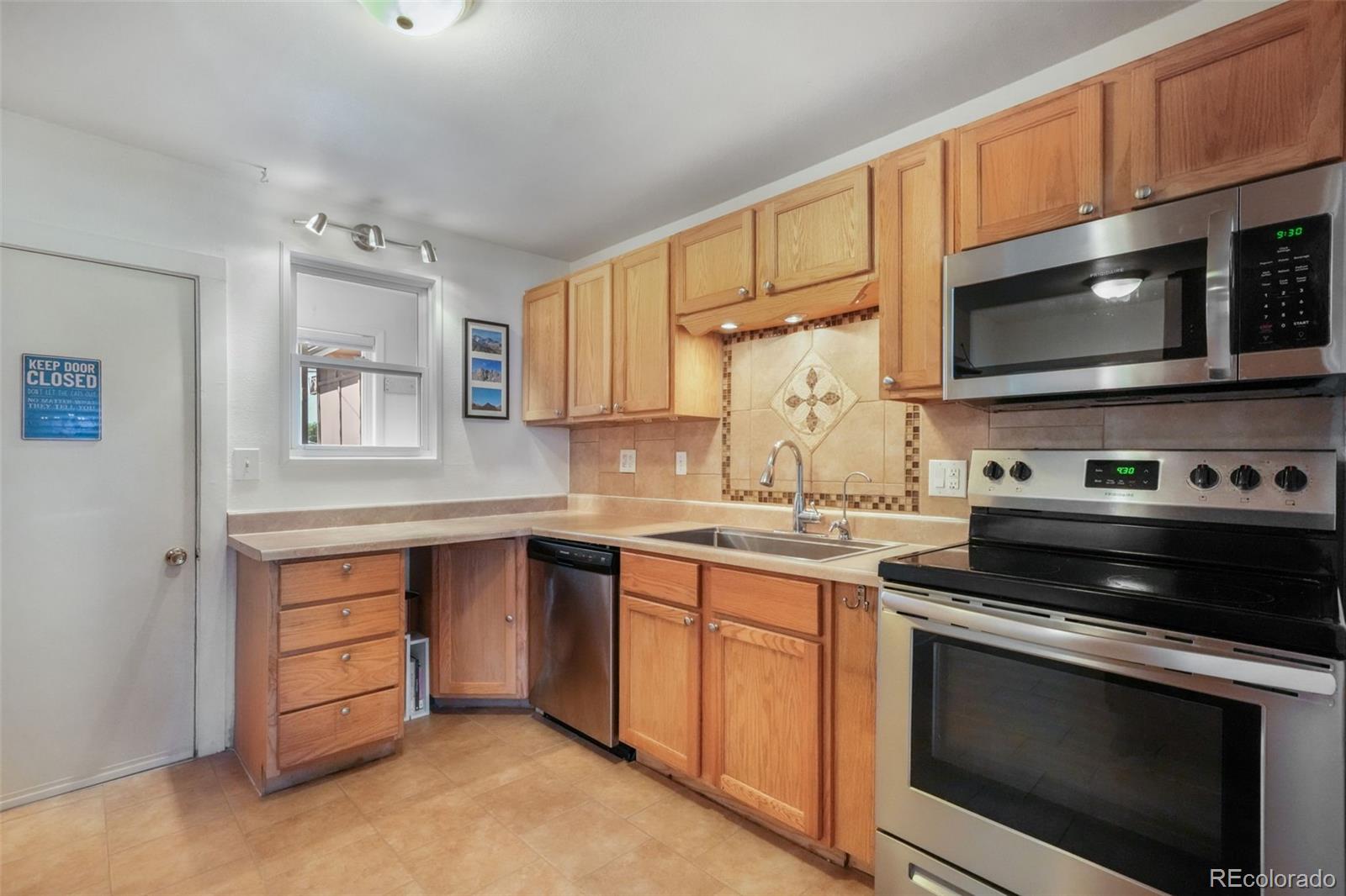 MLS Image #15 for 11860 w independence avenue,lakewood, Colorado