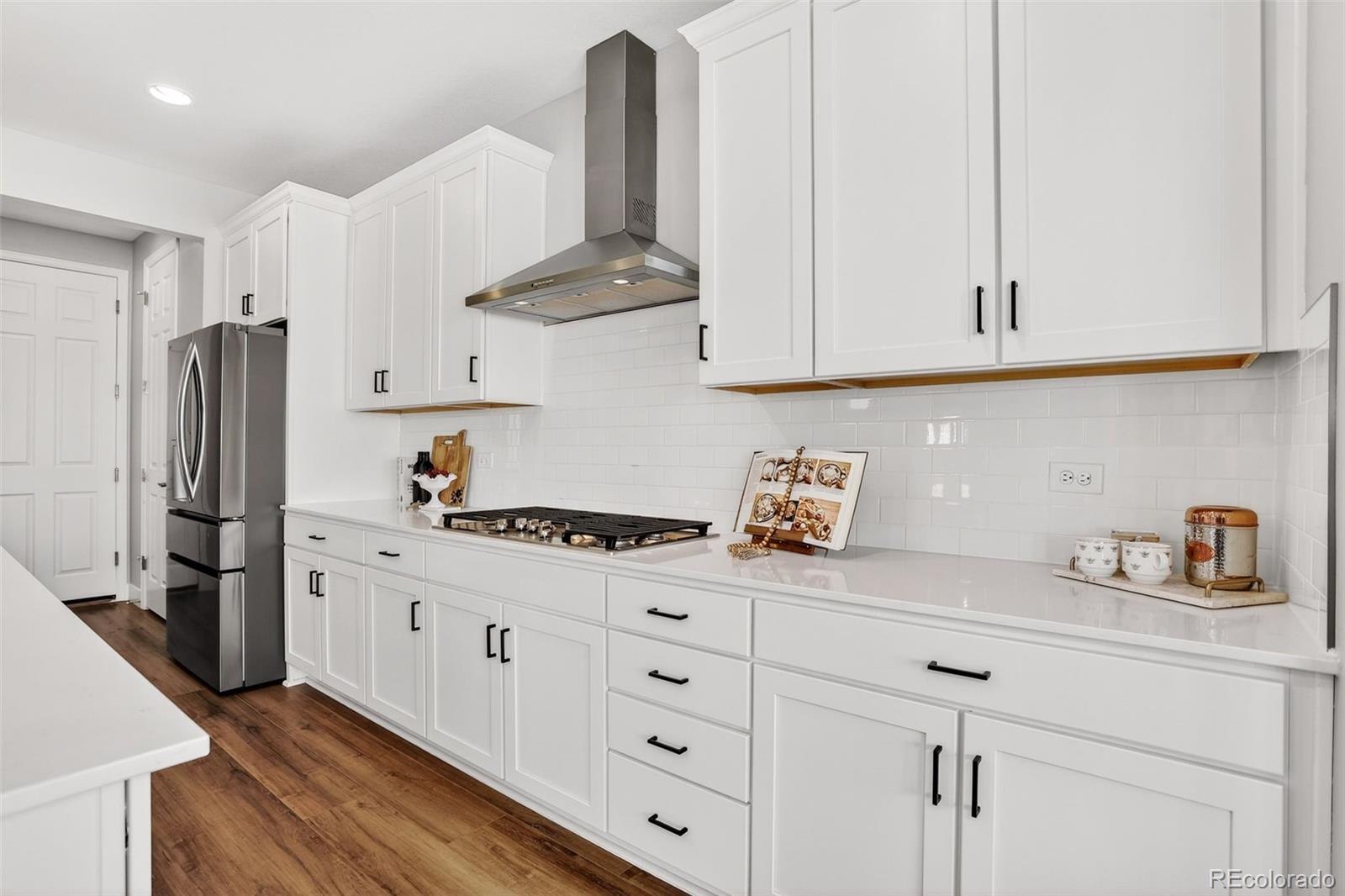 MLS Image #3 for 7318 s yantley way,aurora, Colorado