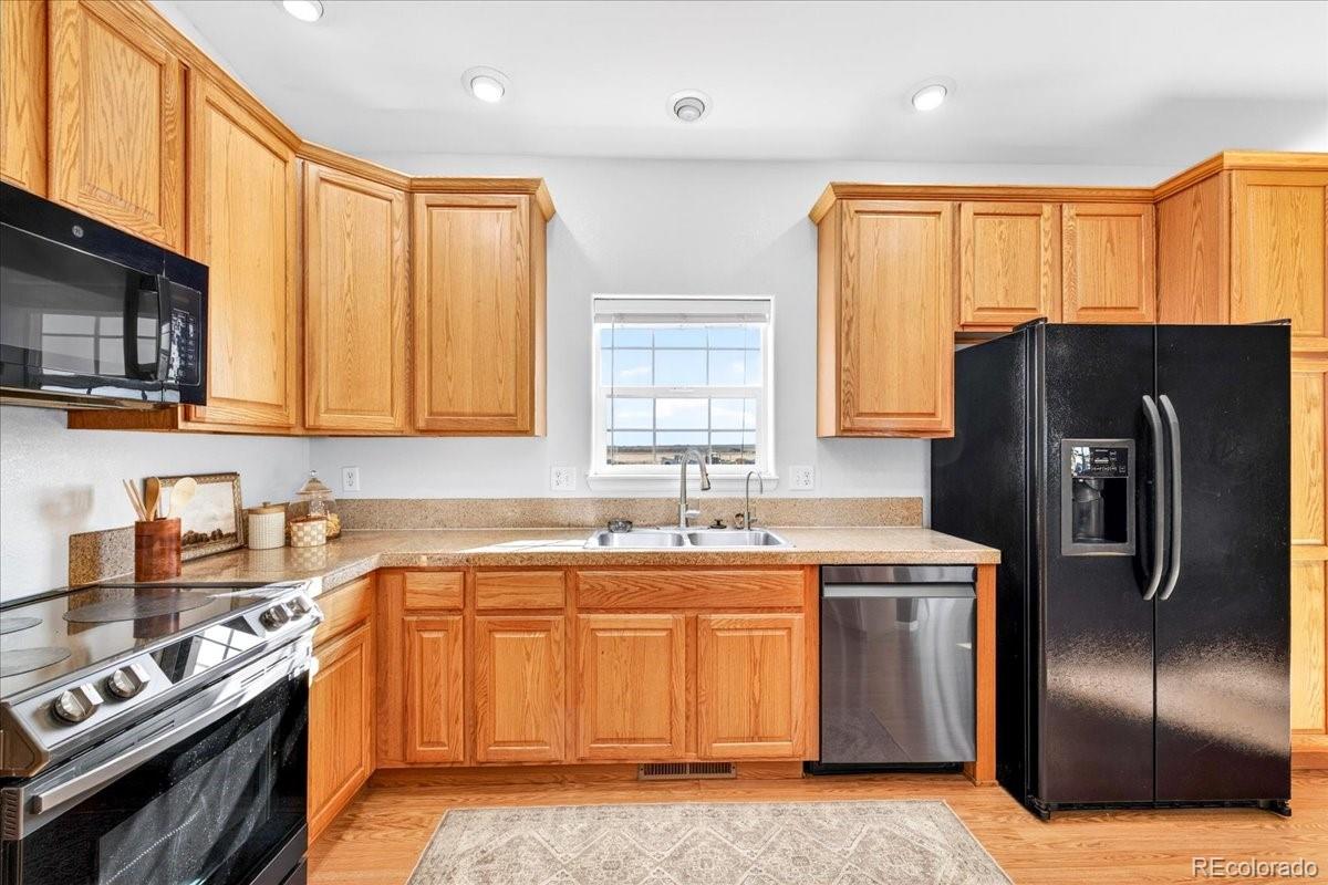 MLS Image #18 for 66322 e mexico place,byers, Colorado