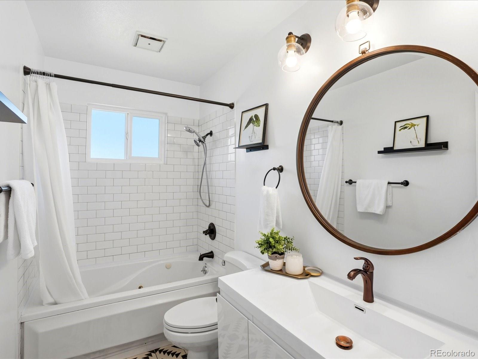 MLS Image #20 for 2010  kendall street,edgewater, Colorado