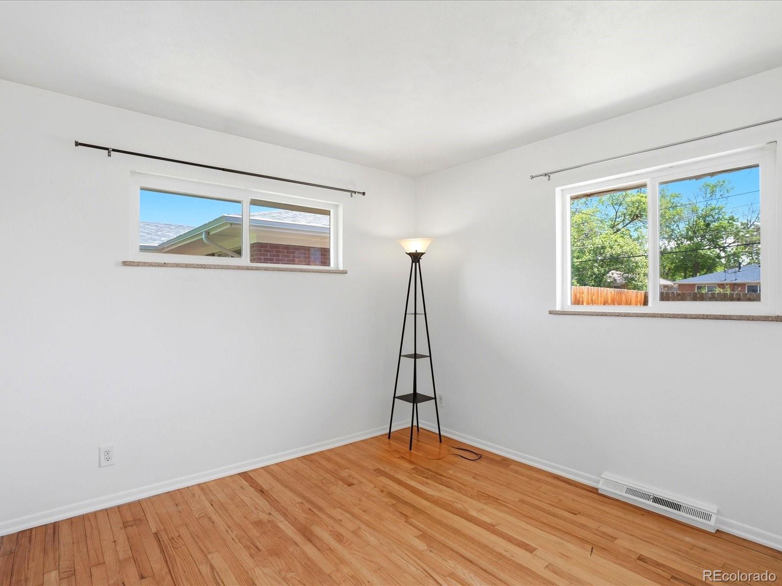 MLS Image #22 for 2010  kendall street,edgewater, Colorado