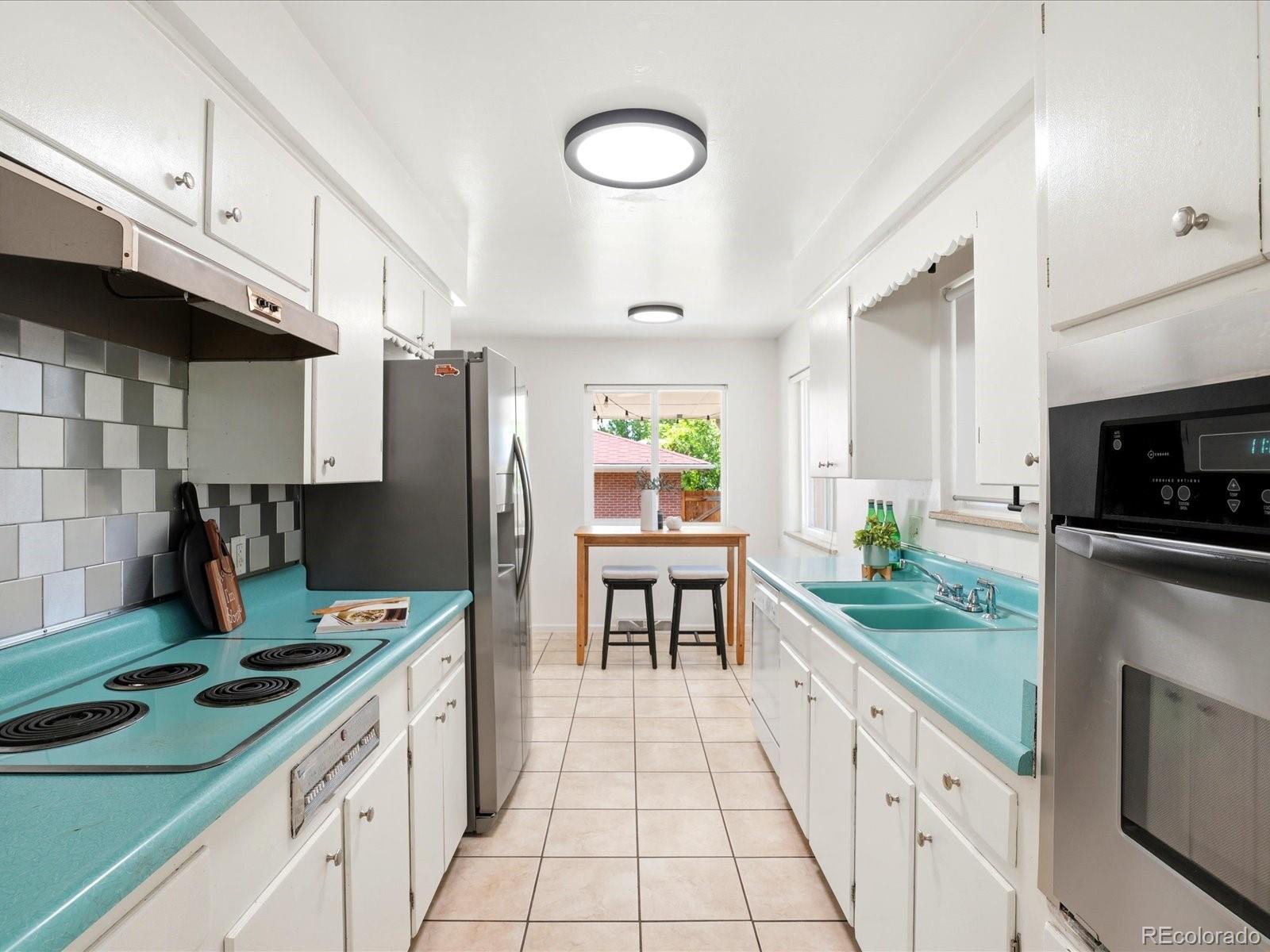 MLS Image #8 for 2010  kendall street,edgewater, Colorado