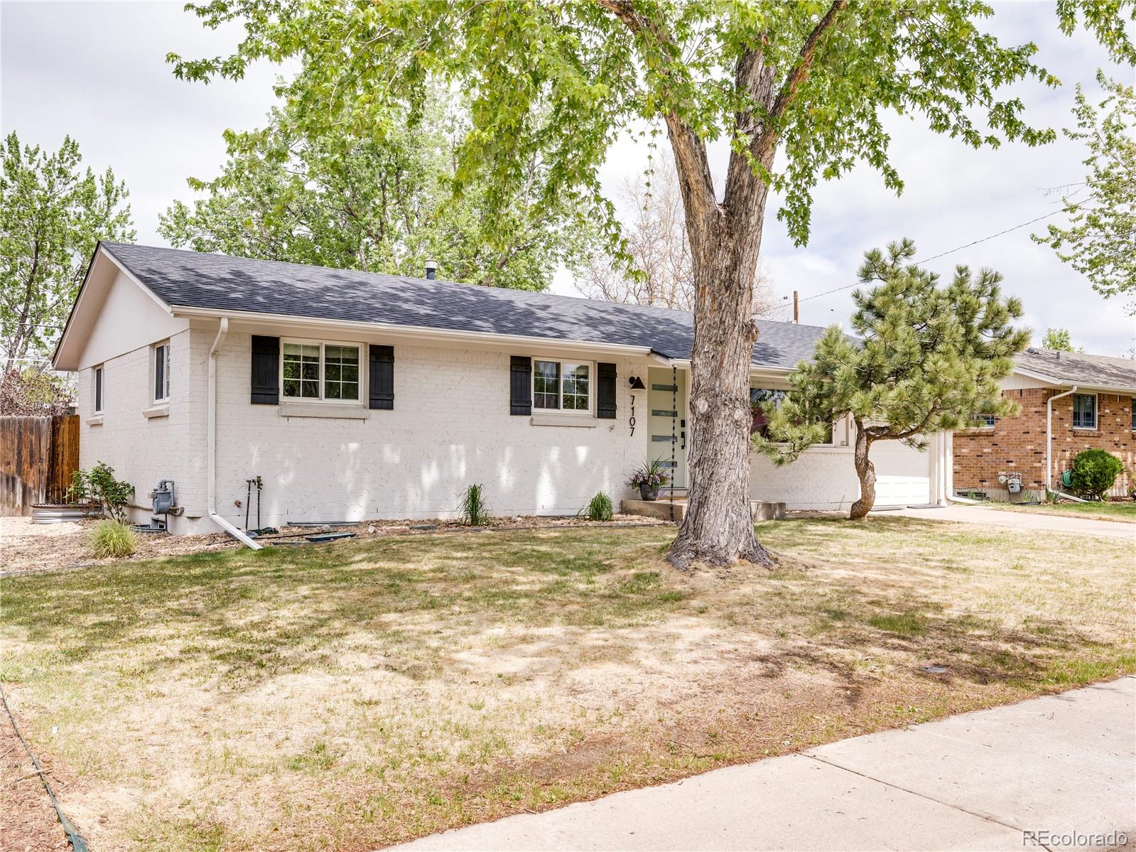 MLS Image #1 for 7107 e wyoming place,denver, Colorado