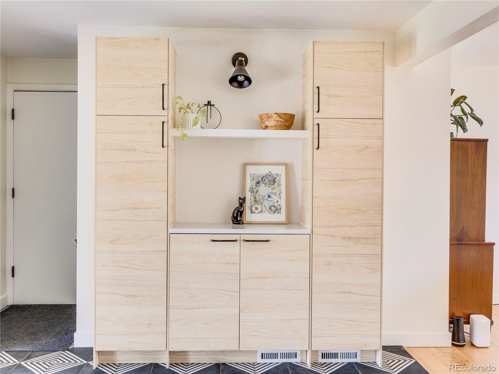 MLS Image #13 for 7107 e wyoming place,denver, Colorado