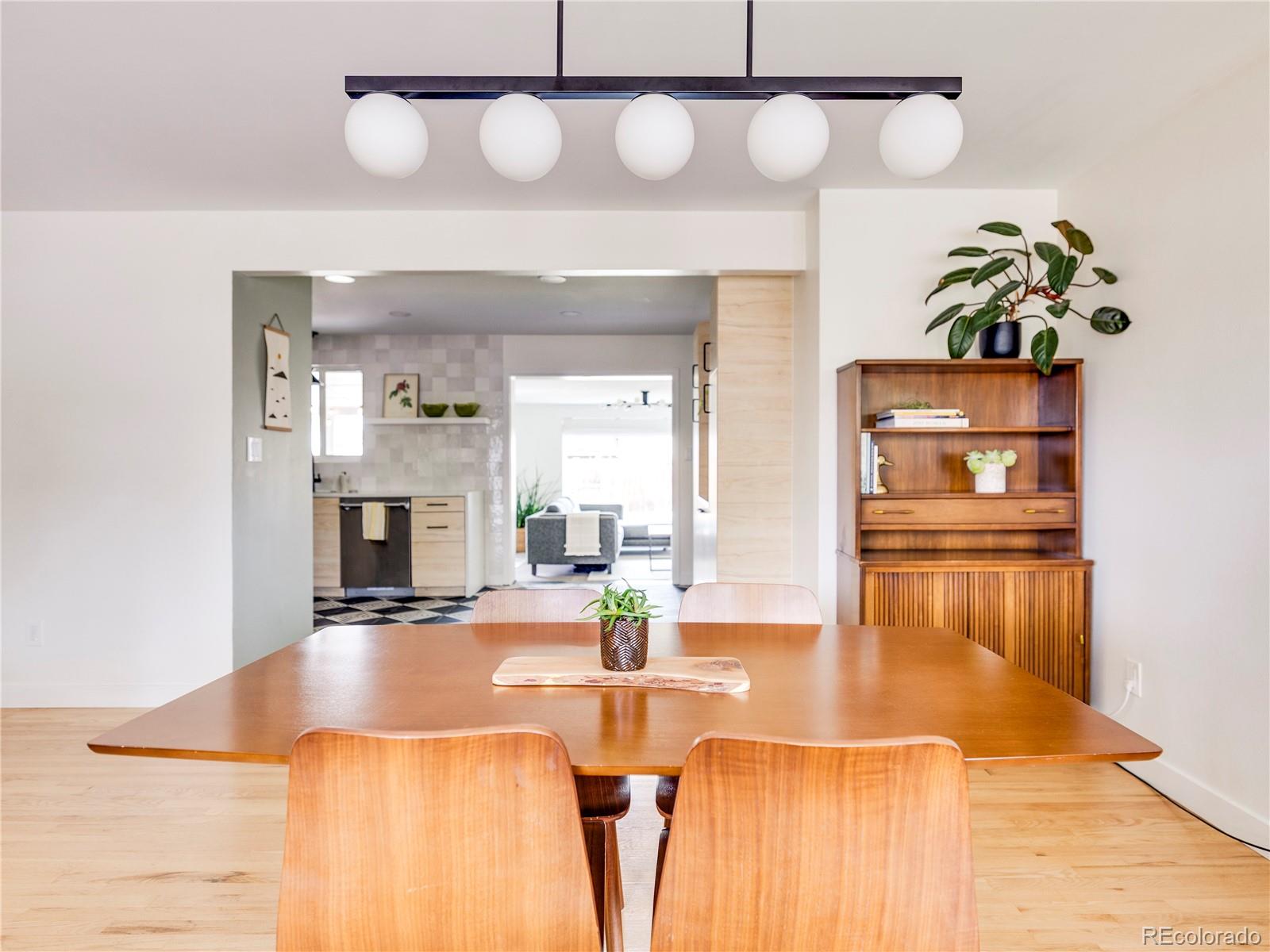 MLS Image #8 for 7107 e wyoming place,denver, Colorado