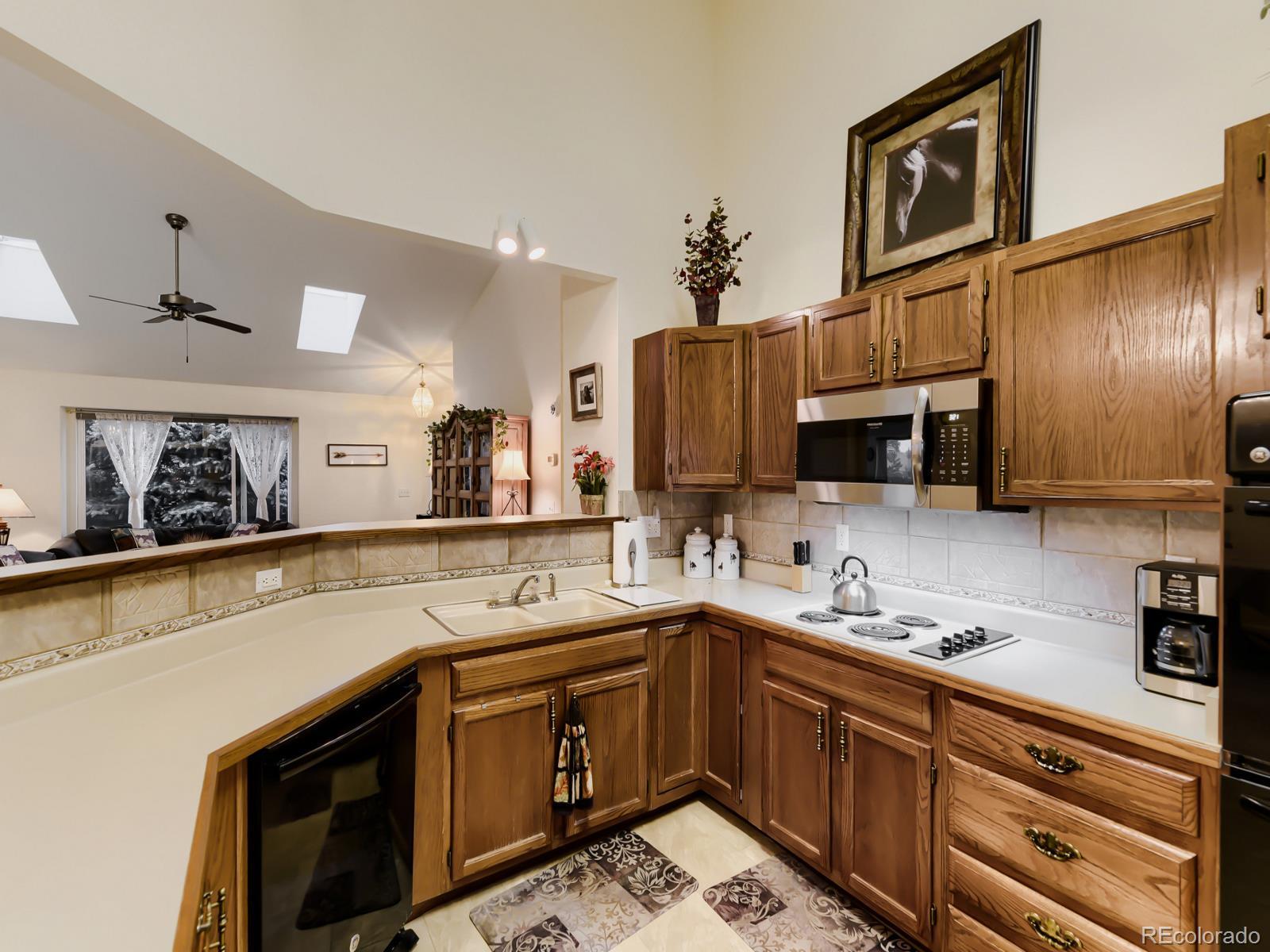 MLS Image #3 for 11149  dartmoor court,parker, Colorado