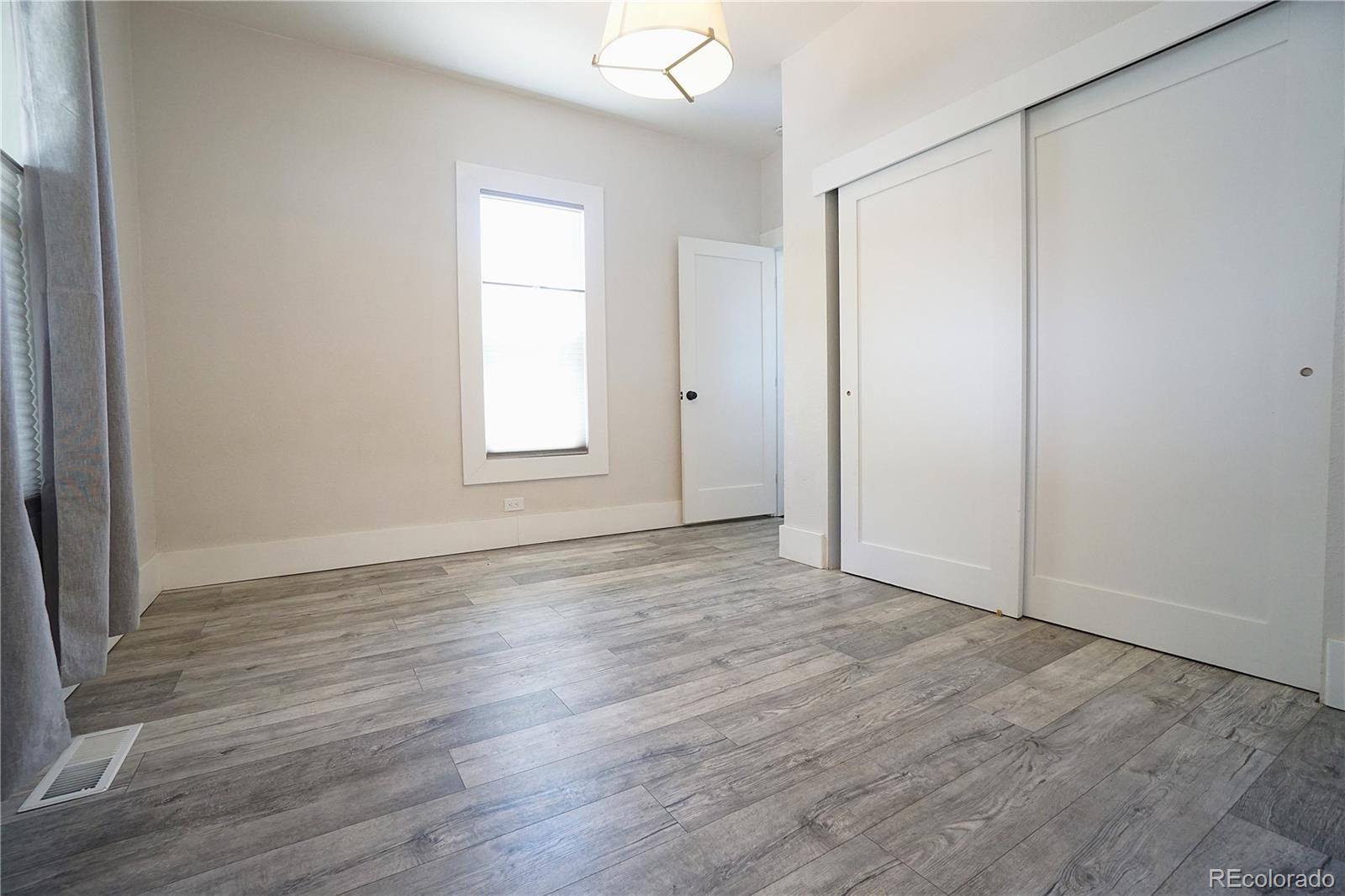 MLS Image #9 for 911 w pikes peak avenue,colorado springs, Colorado