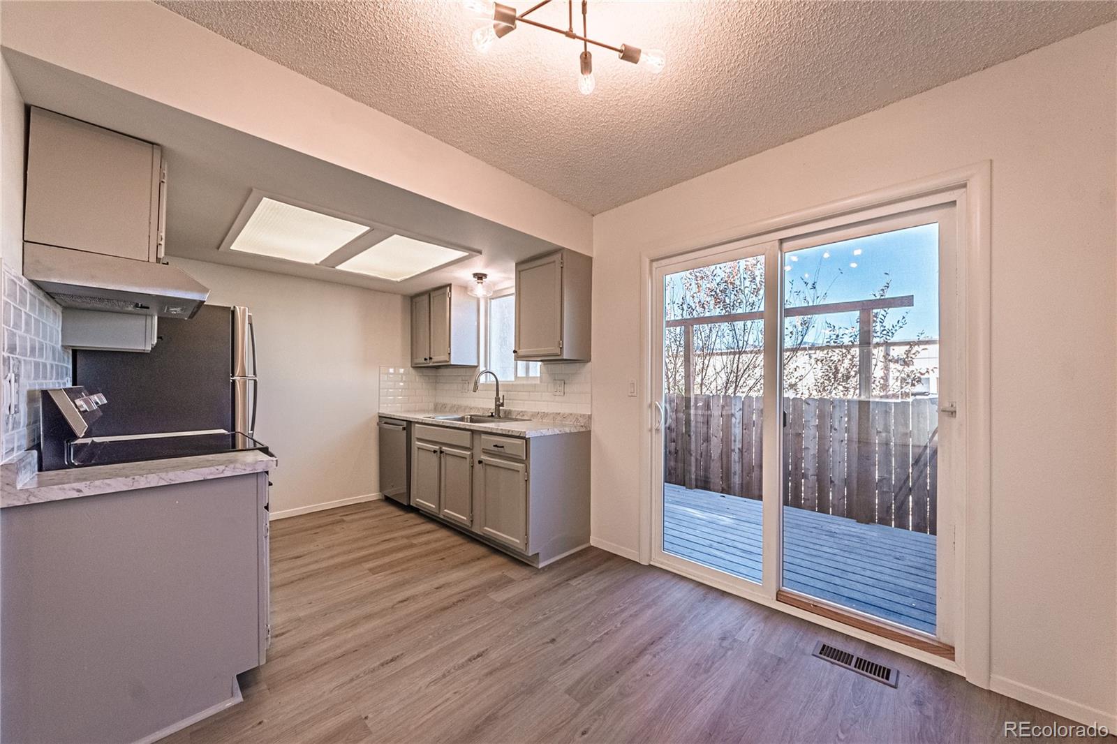 MLS Image #6 for 3064  starlight circle,colorado springs, Colorado