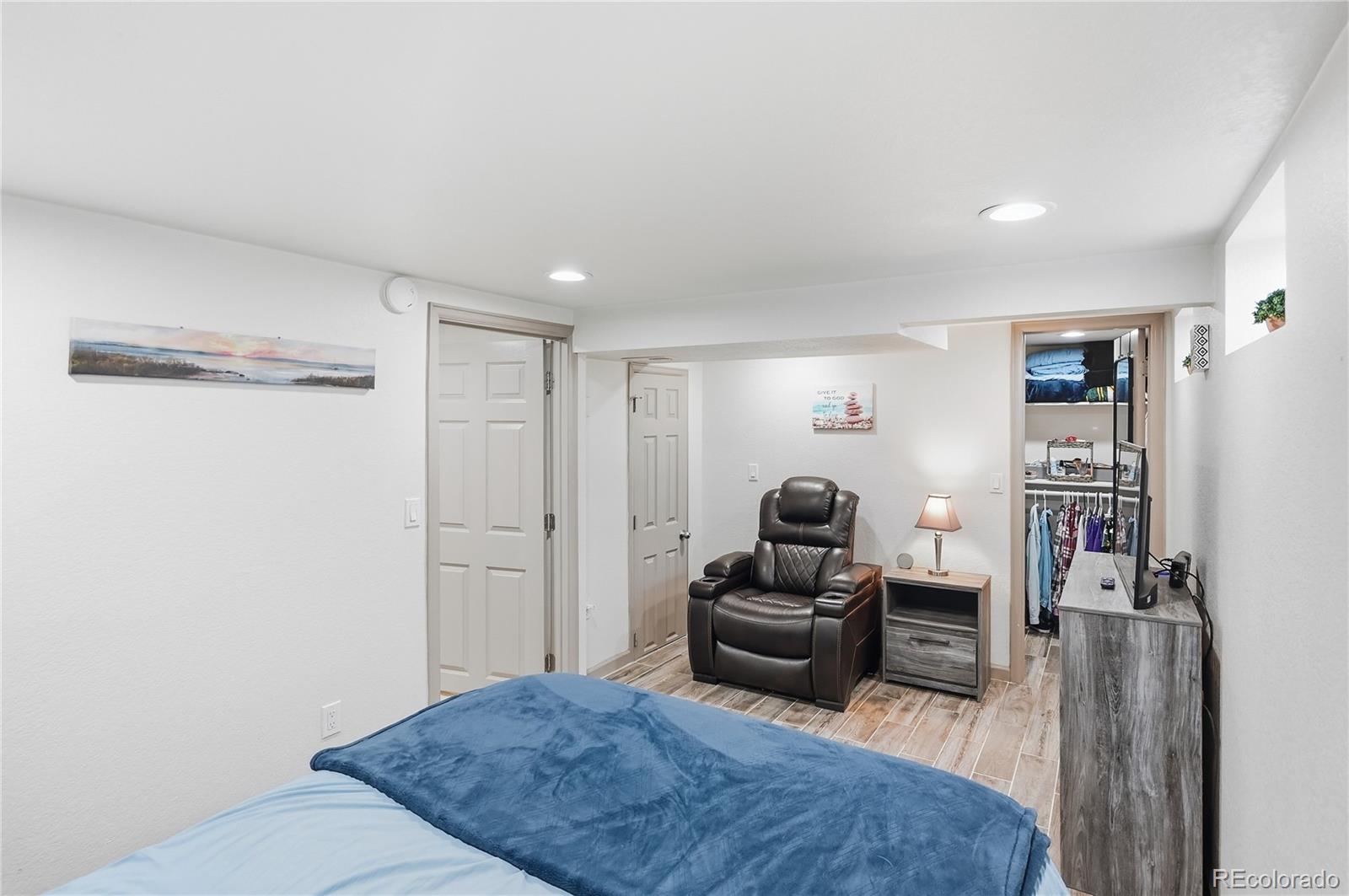 MLS Image #23 for 5181 s pennsylvania street,littleton, Colorado