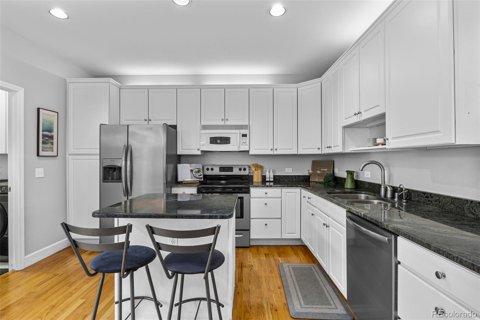 MLS Image #10 for 9647 e arbor place,englewood, Colorado