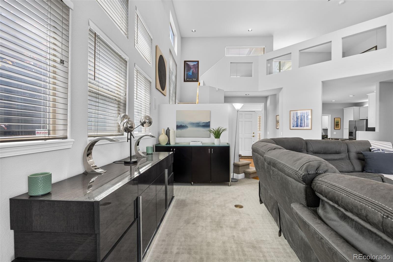 MLS Image #6 for 9647 e arbor place,englewood, Colorado