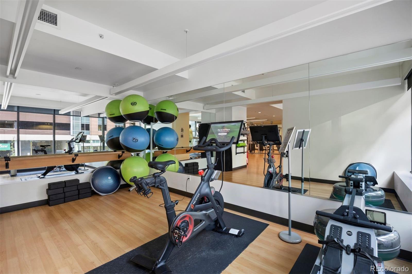 MLS Image #33 for 1750  wewatta street,denver, Colorado