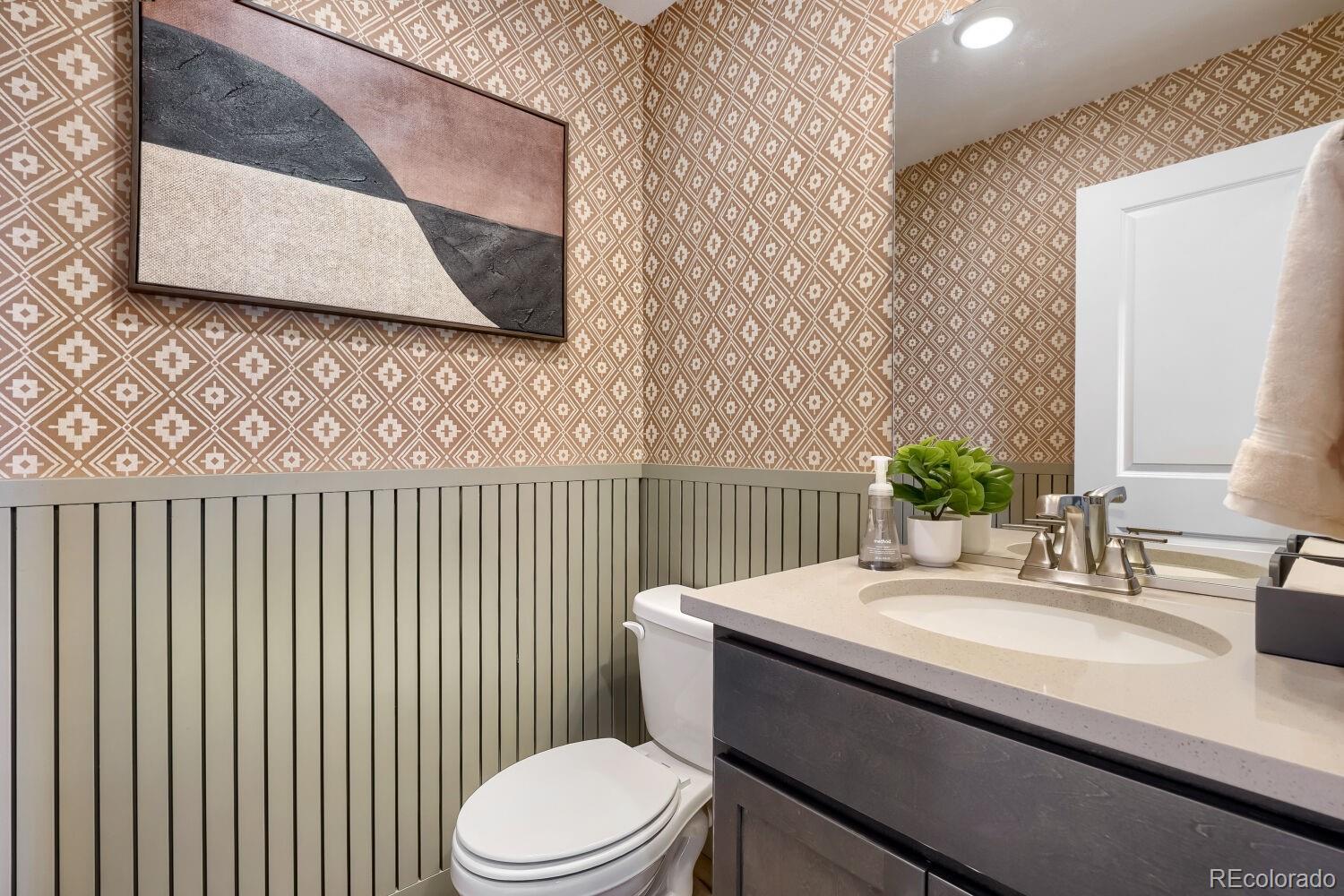 MLS Image #16 for 9200 e 47th avenue,denver, Colorado