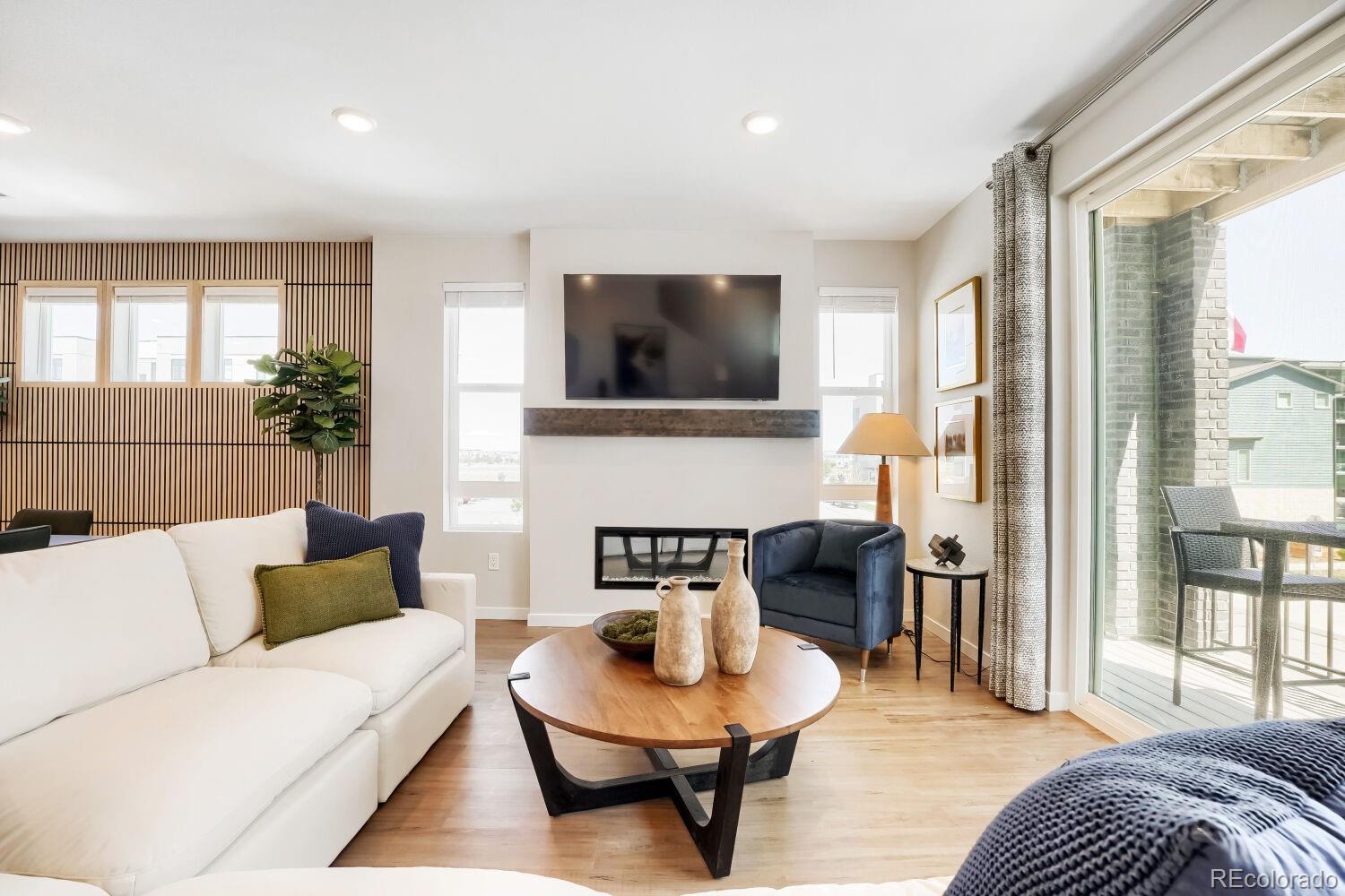 MLS Image #3 for 9200 e 47th avenue,denver, Colorado