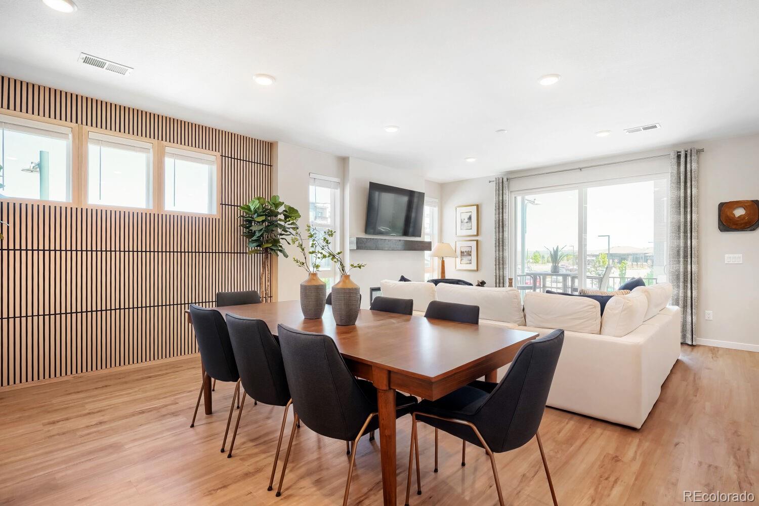 MLS Image #5 for 9200 e 47th avenue,denver, Colorado