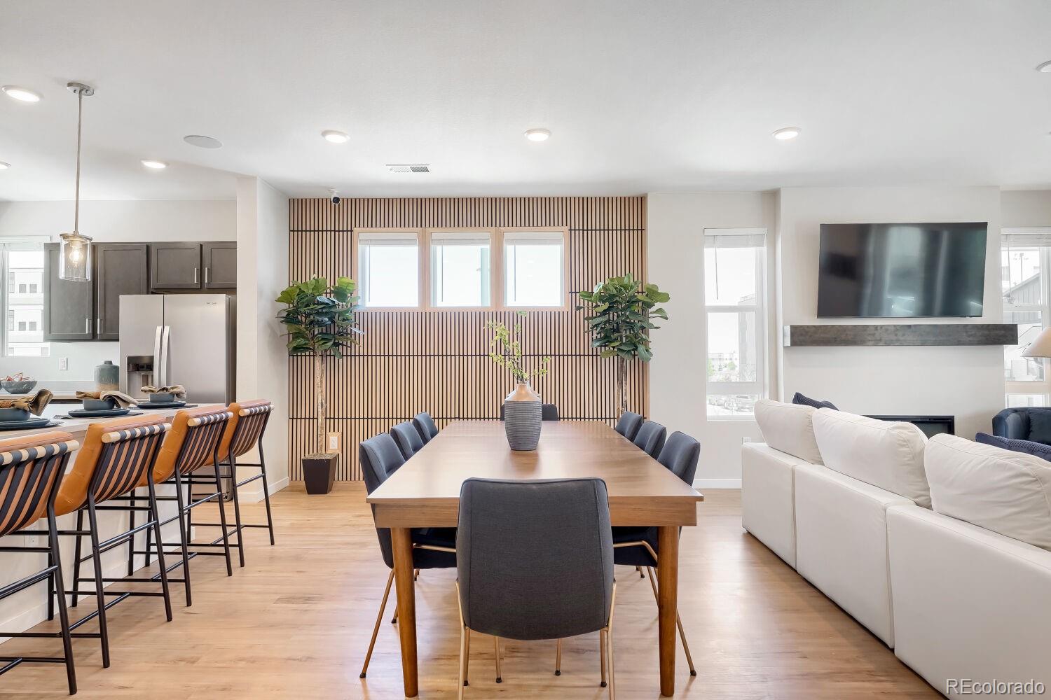 MLS Image #6 for 9200 e 47th avenue,denver, Colorado