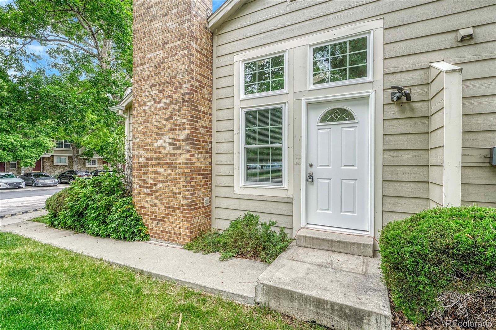MLS Image #2 for 1148 s ventura circle h,aurora, Colorado