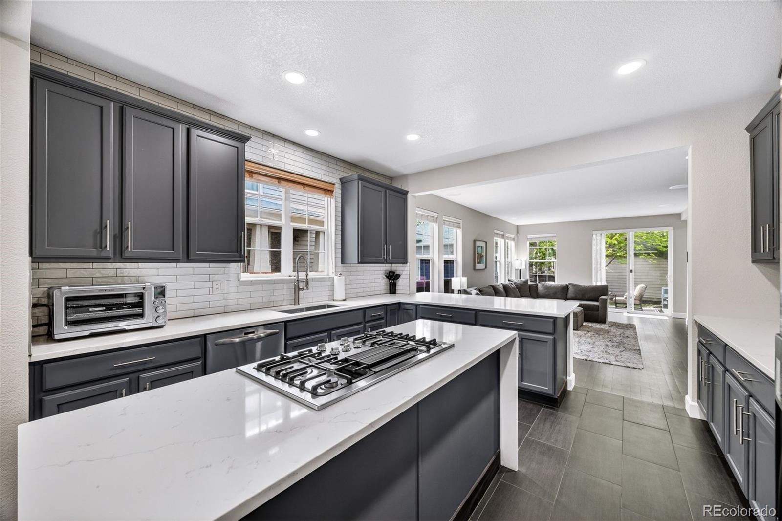 MLS Image #9 for 2651 n valentia street,denver, Colorado