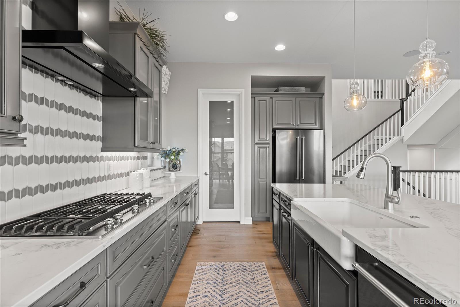 MLS Image #5 for 485  meadowleaf lane,highlands ranch, Colorado