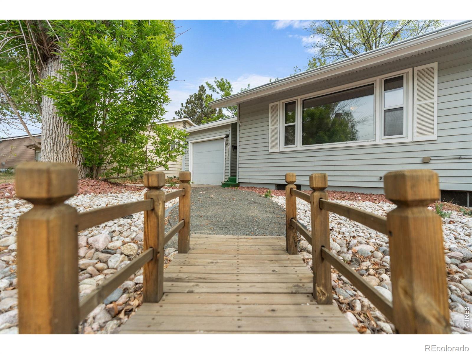 MLS Image #4 for 503  crescent drive,loveland, Colorado