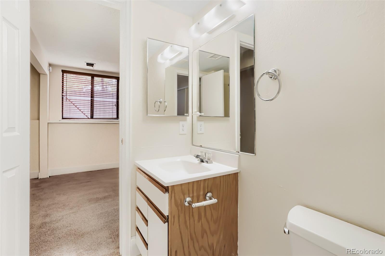 MLS Image #21 for 10223 e peakview avenue,englewood, Colorado