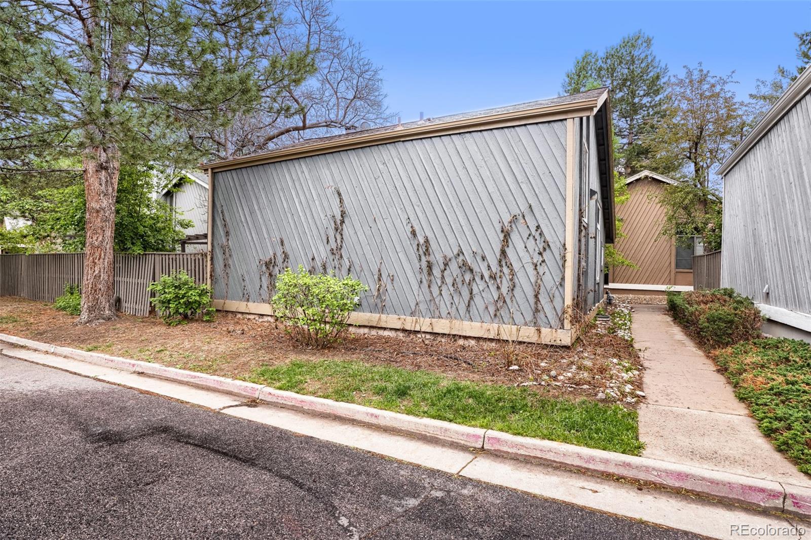 MLS Image #23 for 10223 e peakview avenue,englewood, Colorado