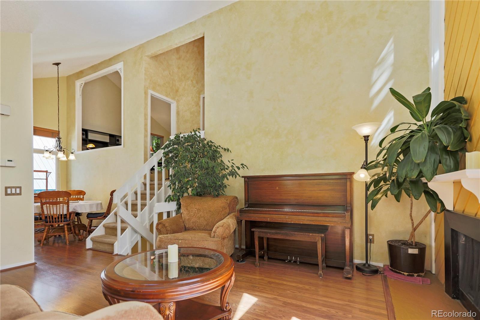 MLS Image #3 for 10223 e peakview avenue,englewood, Colorado