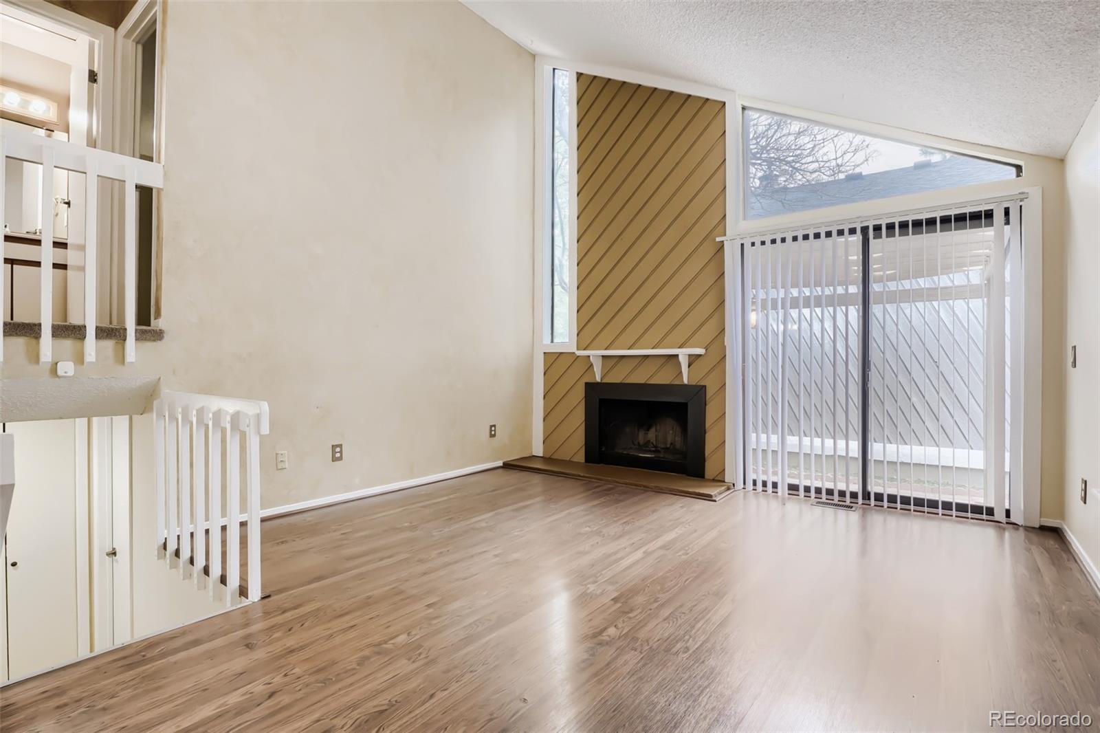 MLS Image #4 for 10223 e peakview avenue,englewood, Colorado