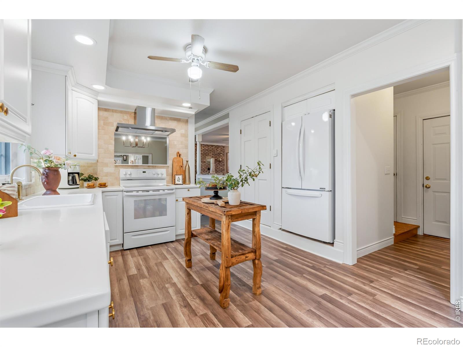 MLS Image #18 for 2762  nottingham square,fort collins, Colorado