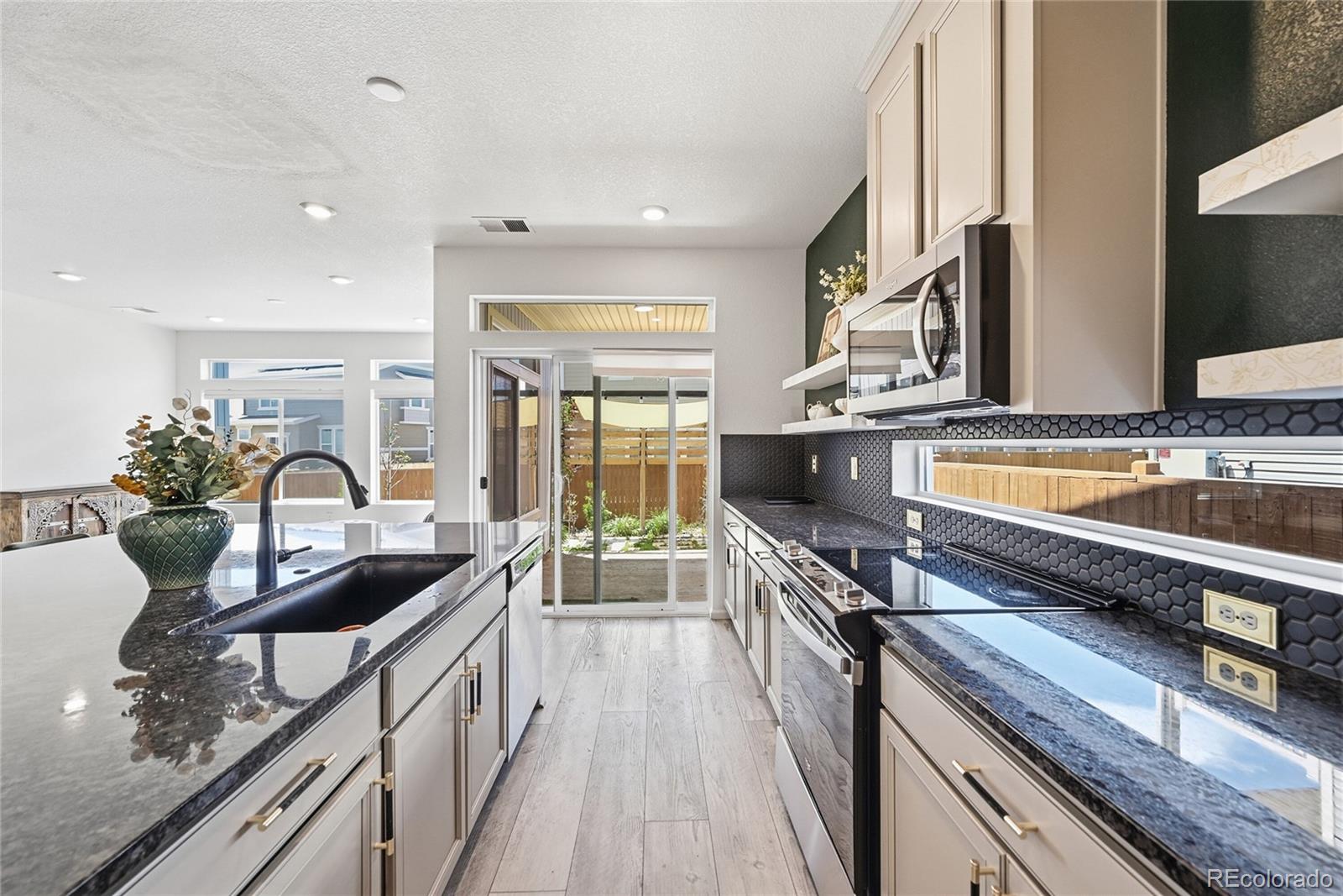 MLS Image #10 for 10177  worchester street,commerce city, Colorado