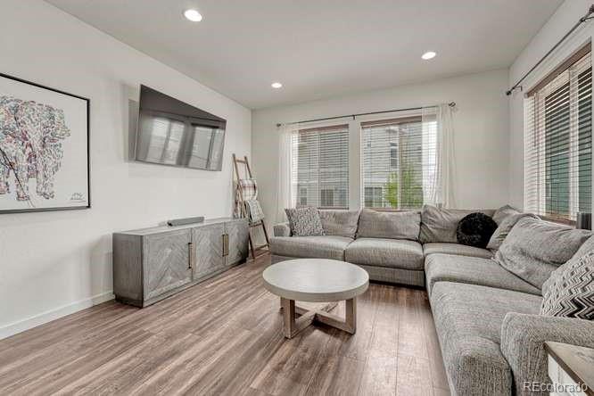 MLS Image #5 for 10004  yampa street,commerce city, Colorado