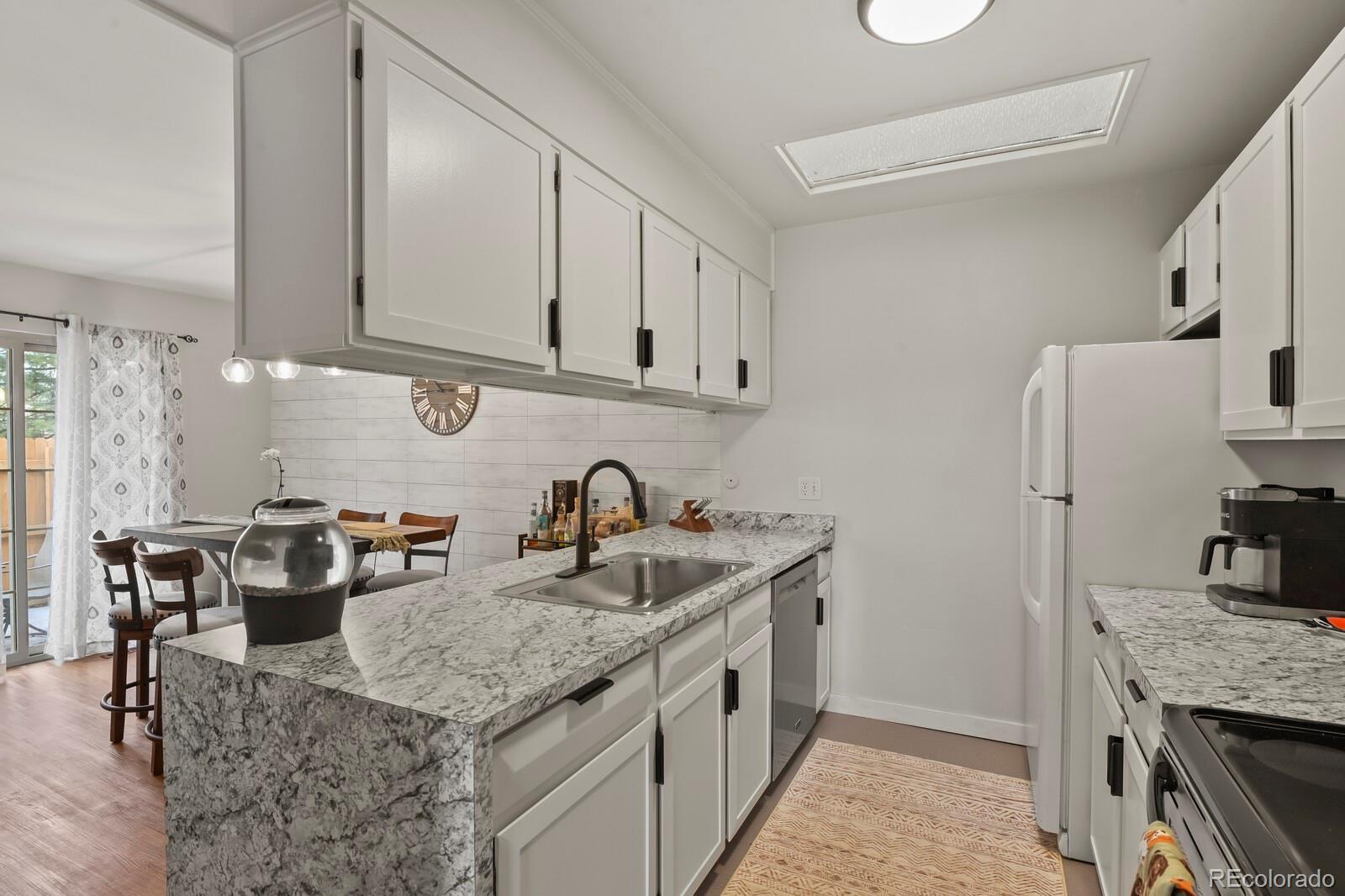 MLS Image #7 for 8796  chase drive,arvada, Colorado