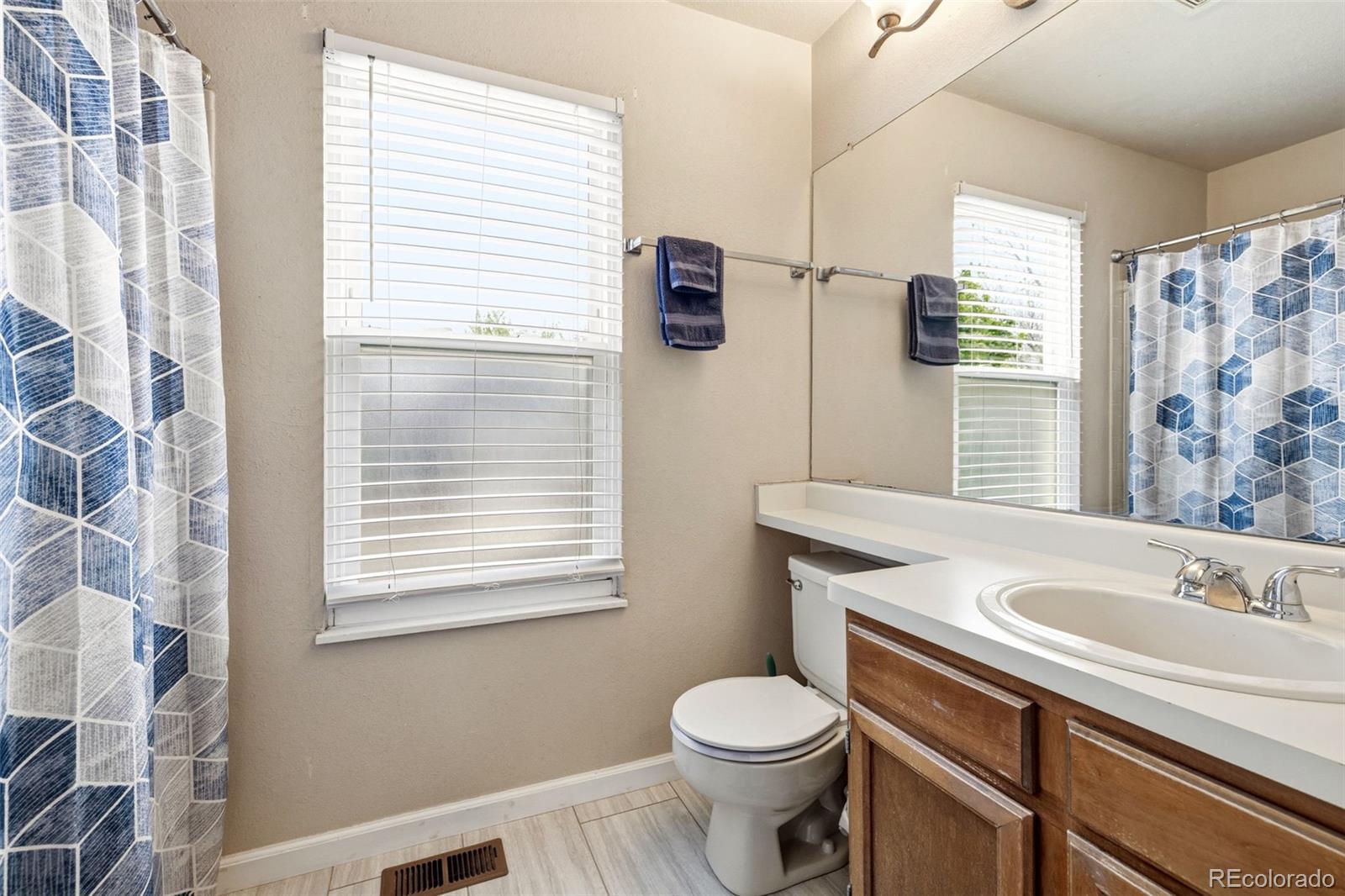 MLS Image #20 for 19751 e dartmouth place,aurora, Colorado