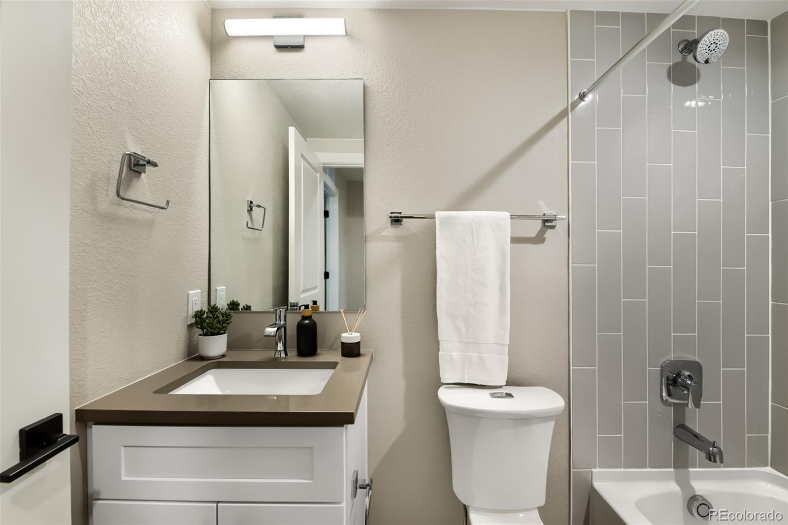 MLS Image #20 for 1642 n lafayette street 3,denver, Colorado