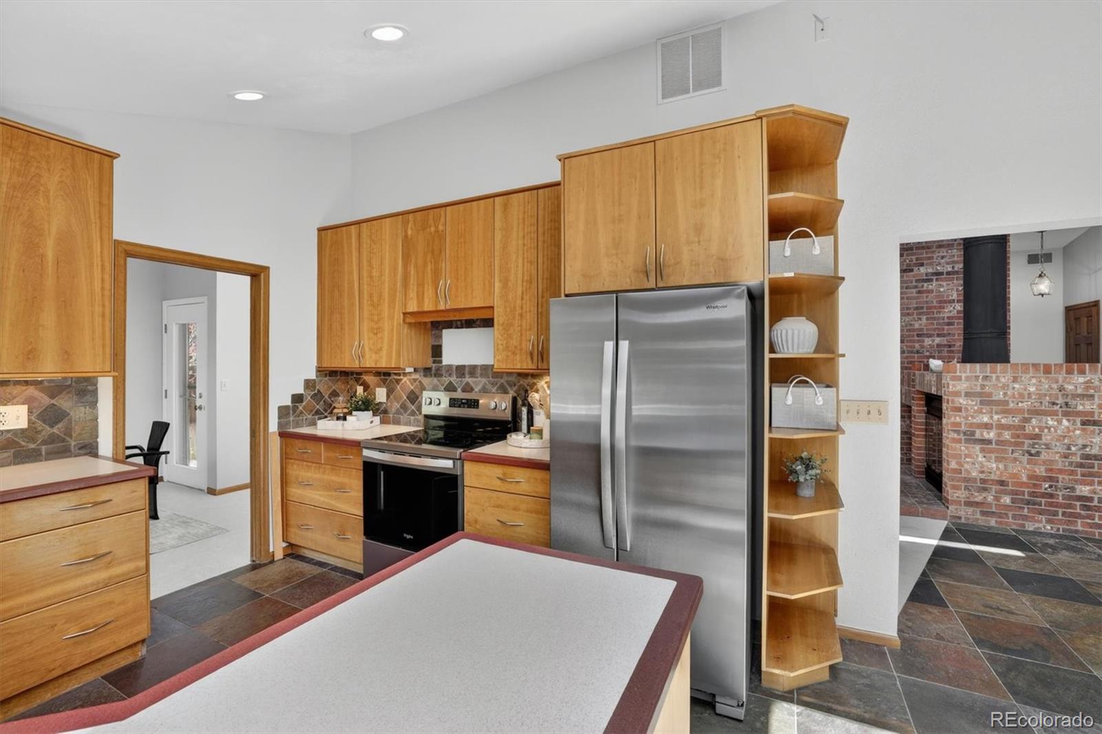 MLS Image #10 for 3333 e florida avenue,denver, Colorado
