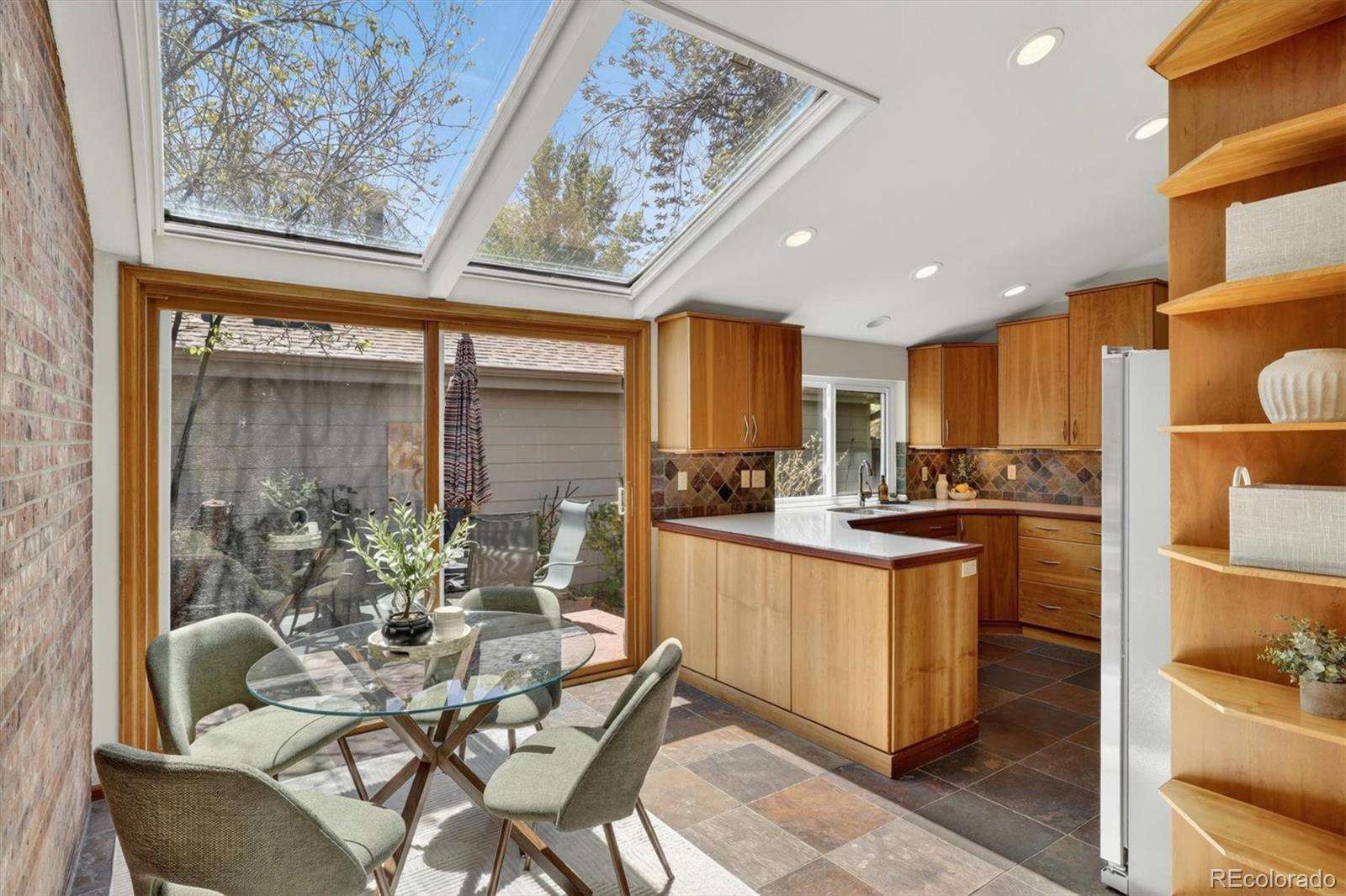 MLS Image #11 for 3333 e florida avenue,denver, Colorado