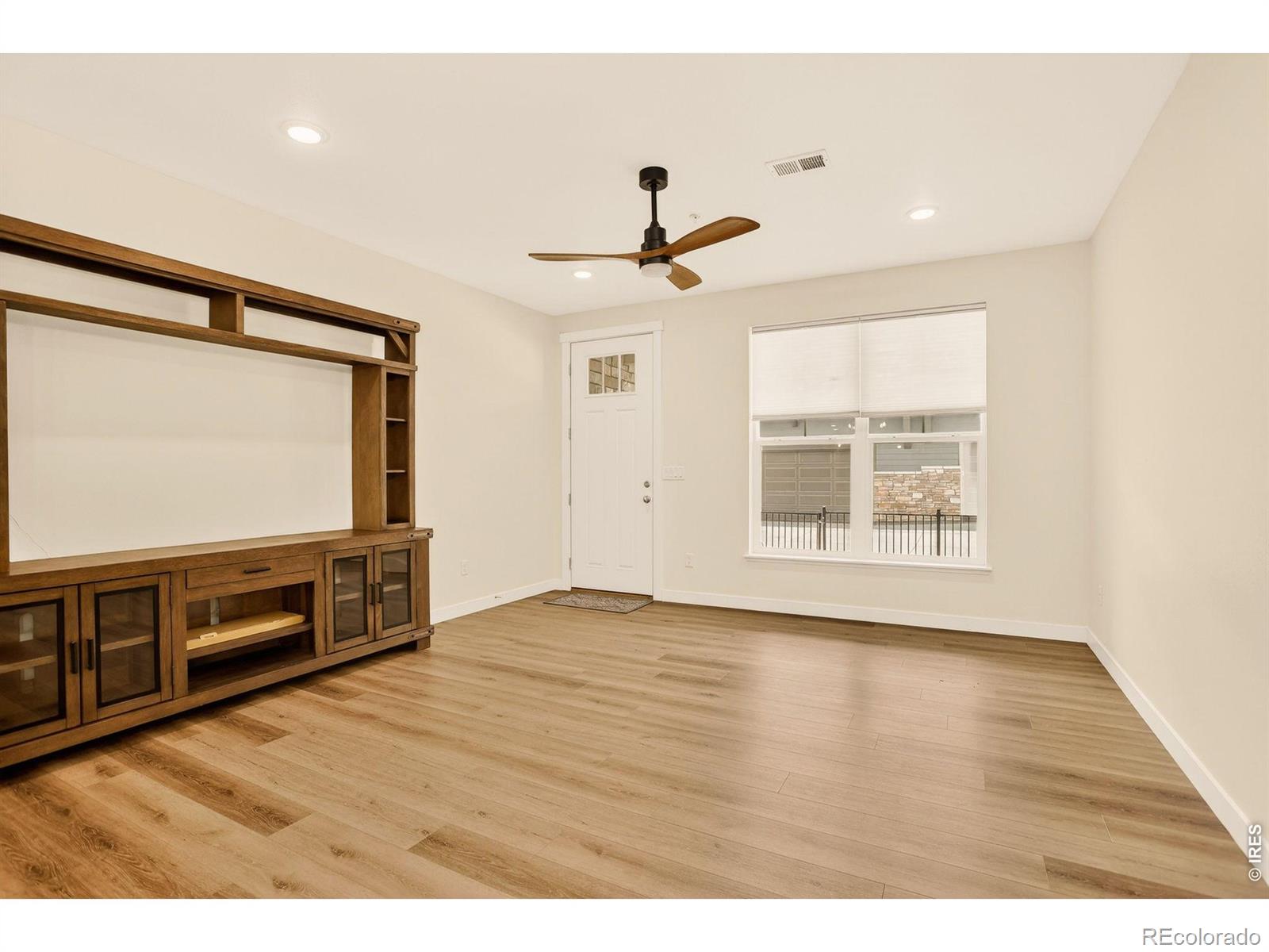 MLS Image #10 for 330  high point drive,longmont, Colorado