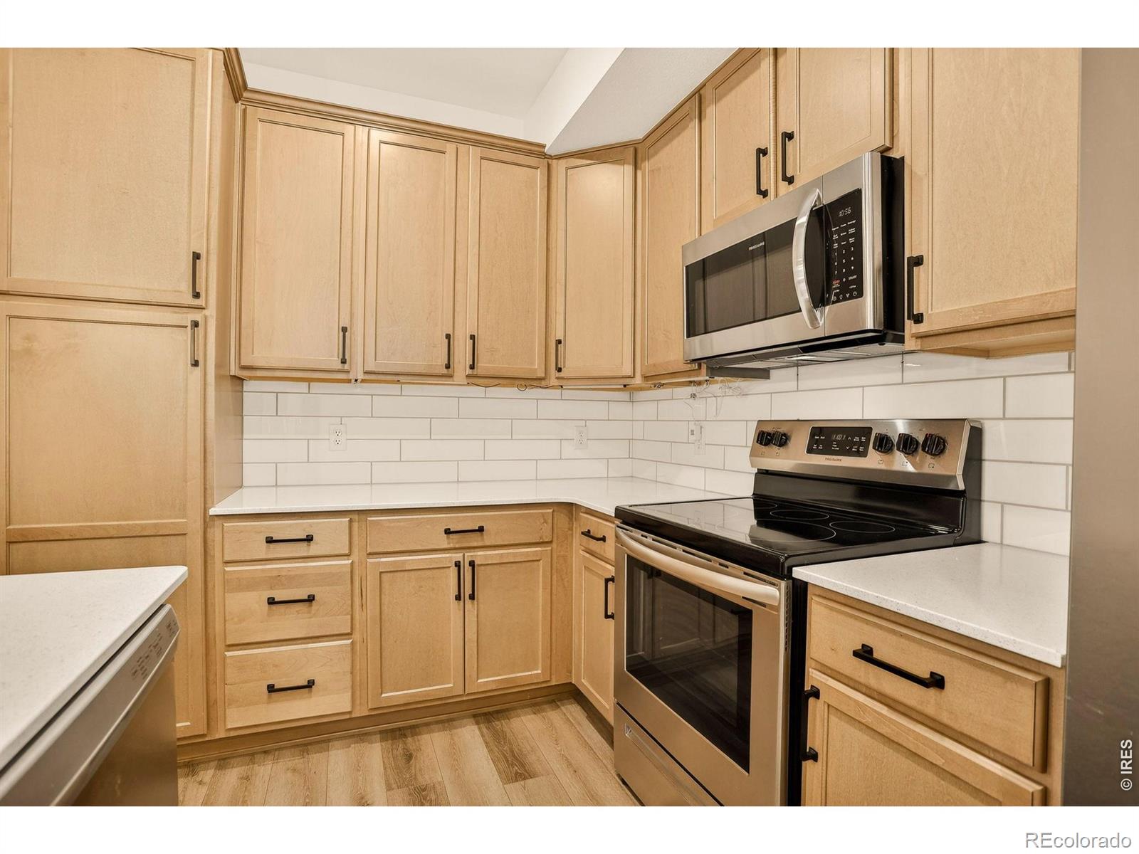 MLS Image #5 for 330  high point drive,longmont, Colorado