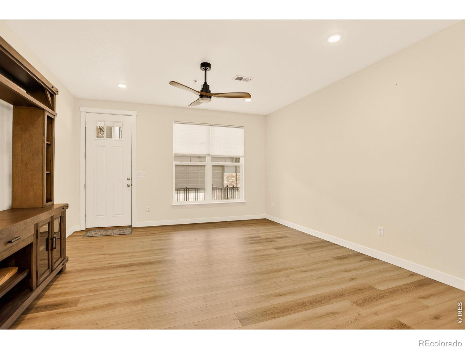 MLS Image #9 for 330  high point drive,longmont, Colorado