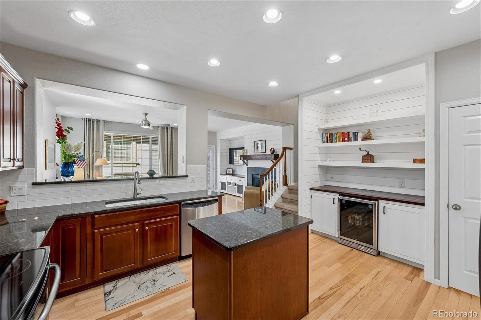 MLS Image #9 for 9489  cedarhurst lane e,highlands ranch, Colorado